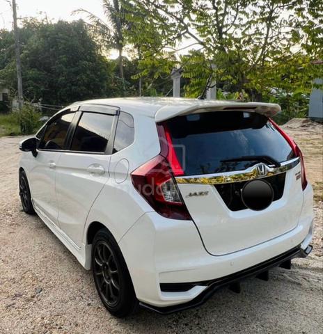 2018 Honda JAZZ 1.5 V (A) - 3