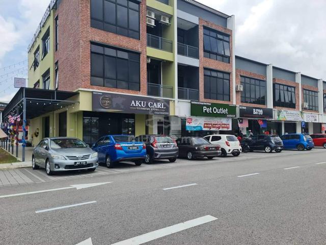 Gelang Patah 68 Avenue Pusat Komersial Suria 3 Storey Shoplot Tenanted 3