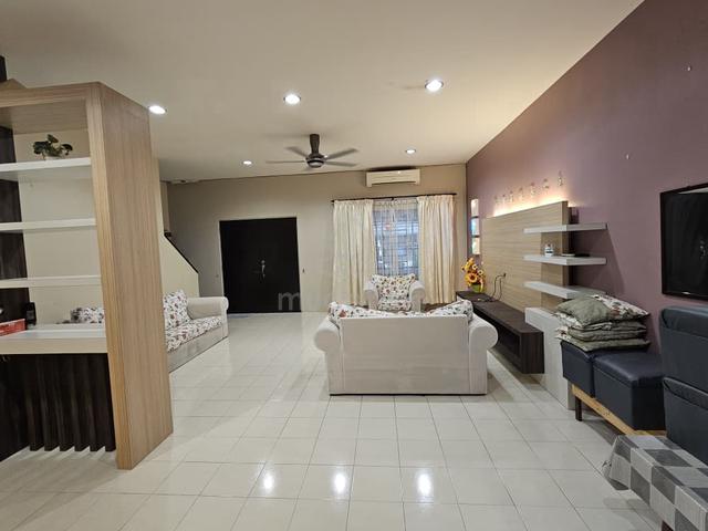 FOR SALE♦️Taman Apt Terraced House jalan Muara Tuang kota Samarahan 1