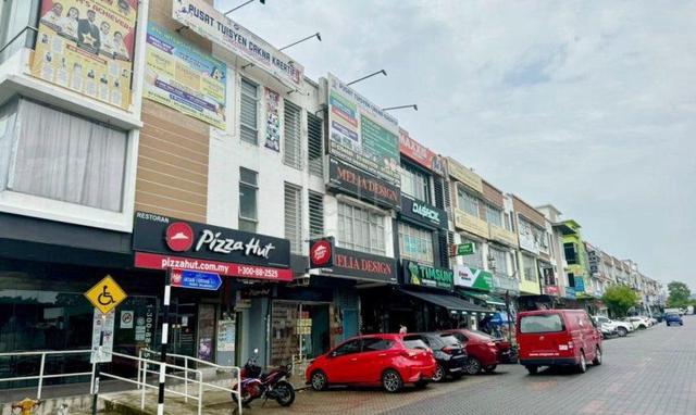 4 Storey Shoplot Pudu KL | 1640 sqft | Prime Area  1