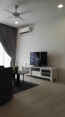 LakeFront Residence 1