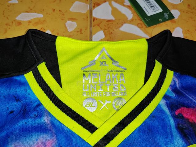 ITEM BARU_Baju Jersi Team MELAKA UNITED size XL - photo 2 of 6