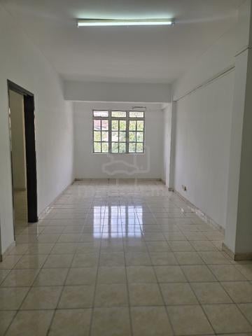 Hata Square Apartment 1