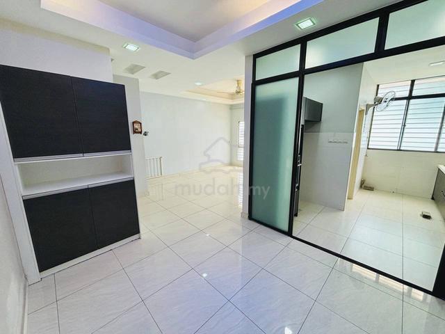 1.5 Storey Townhouse Odora Parkhomes 16 Sierra Puchong 2