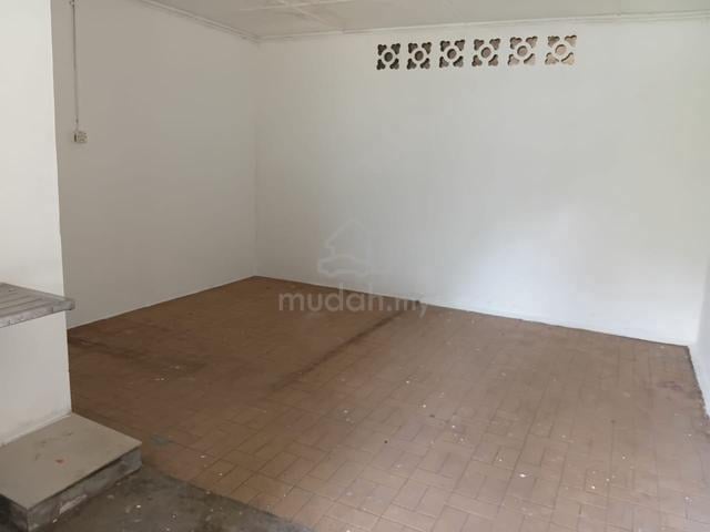 7th Mile Landed House Empty Room Attached Bathroom For Rent 1