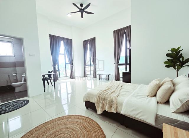 Spacious Master Room at Jelutong Penang‼️🤩(Near B.Lepas FIZ, Egate) 1