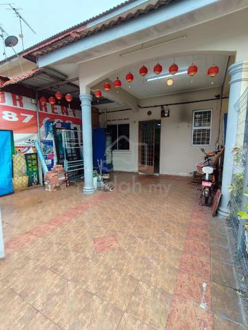 batu berendam, taman tamby chik karim 1