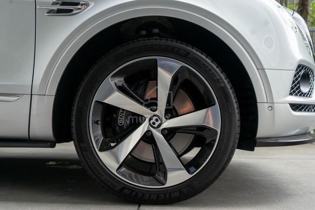 Bentley Bentayga 4.0 V8 2018 Imported New - 3