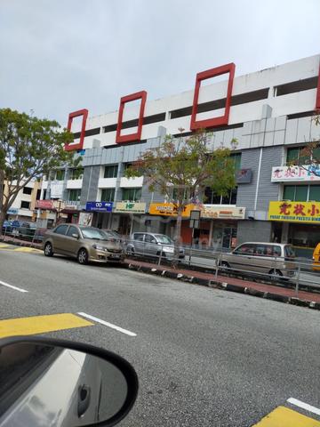 Three Storey Commercial Shoplot in Kenari Avenue Desaria Sg Ara Penang 1