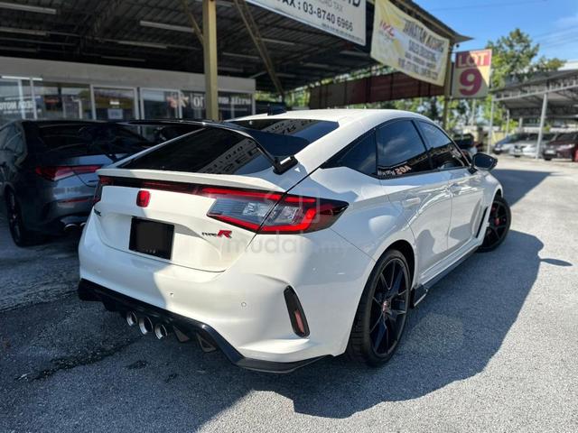 Honda CIVIC 2.0 TYPE R FL5 20K KM YEAR MADE 2023 - 2