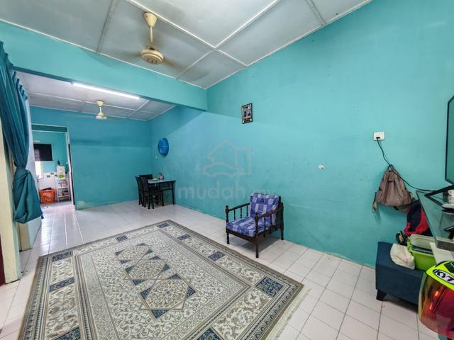 Teres setingkat taman seri telok mas melaka 1