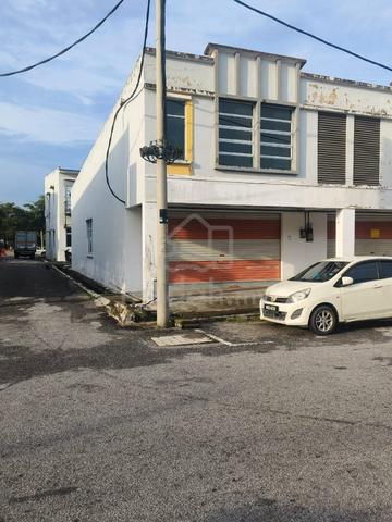 【End lot】【Shop lot for sale】Single storey shop lot for sale / rent 1