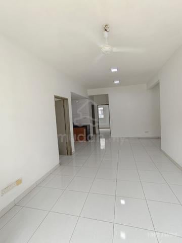 Laman Impian Bandar Botanic 1