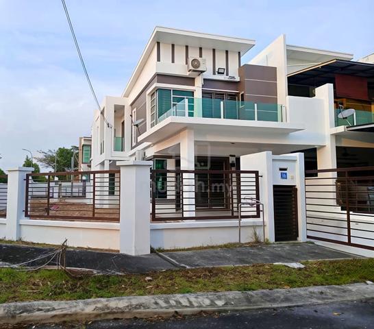 Lakeview Corner Lot Double Storey at Hijayu 3D, Bandar Sri Sendayan 1