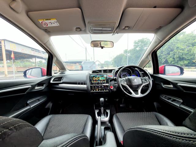 2019 Honda JAZZ 1.5 V ORI T/TOP CDT WRT 3YRS FORU - 5