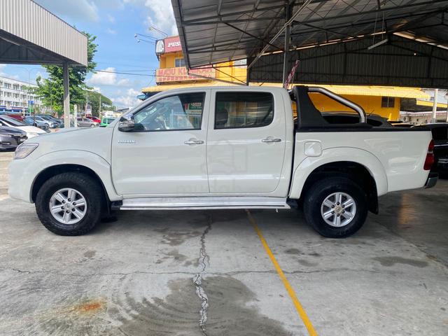 Toyota HILUX 2.5 G VNT (A) 2014 [Nice Pick Up] - 4