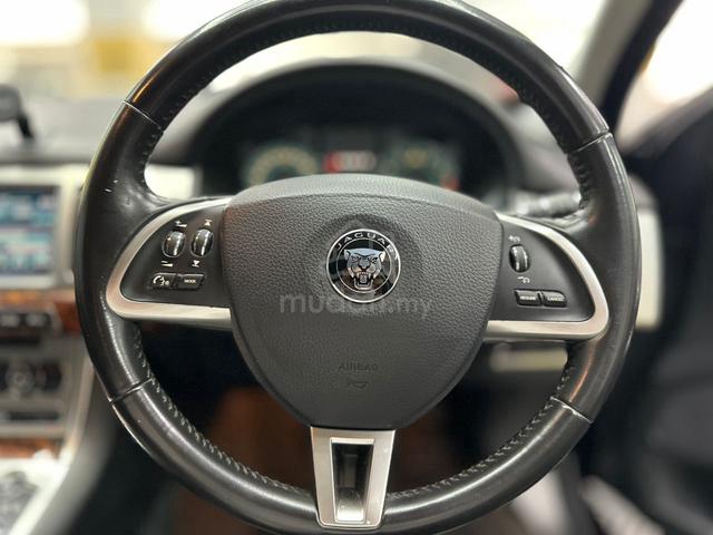 2014 Jaguar XF 2.0 LUXURY ONE OWNER TWO DIGIT (A) - 5