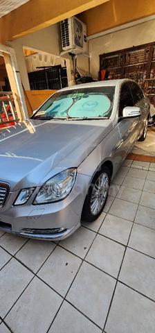 2012 Mercedes Benz E200 CGI BlueEFCY - 1