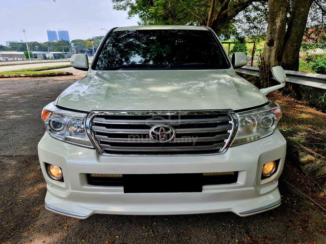 Toyota Landcruiser 4.6 AX 7Seater Bodykit Android - 4