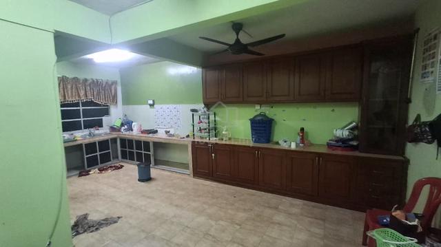 【 kitchen cabinet & table top 】 2 Storey House, Taman Tanjak, KKB 1