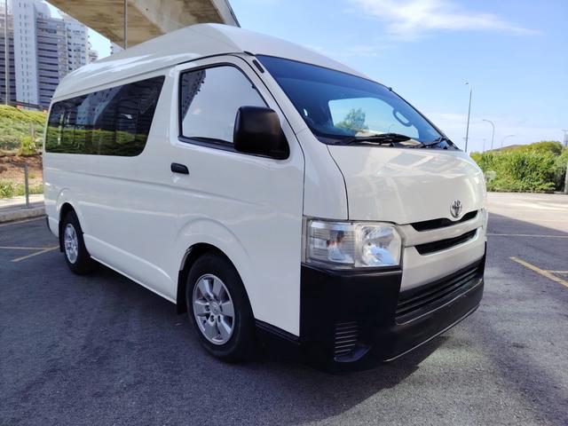 2015 Toyota HIACE 2.5 (M) Window Van - 1