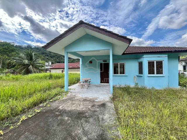 6800sf CORNER SIZE | Single Storey Bungalow Taman Desa Melor Serendah 1