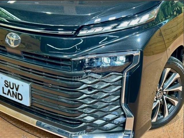 2023 Toyota VOXY 2.0 S-Z (MILEAGE 5200KM) 360 CAM - 3