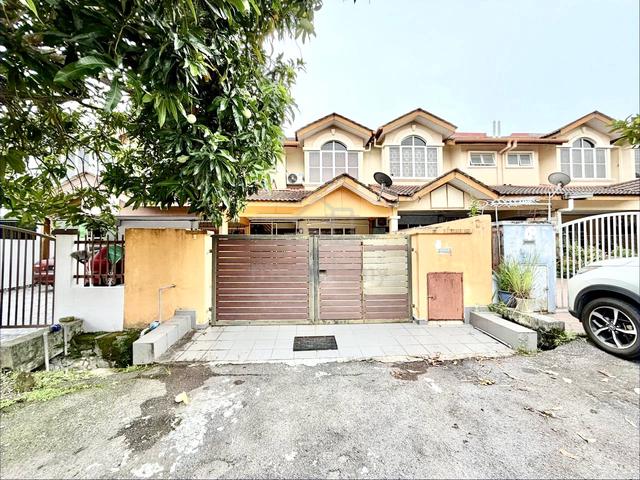 [FREEHOLD] Double Storey Terrace, Taman Pelangi Semenyih, Semenyih 1