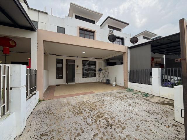 2 Storey Terrace House Bukit Indah JB Near Second Link Basic Furnished 1
