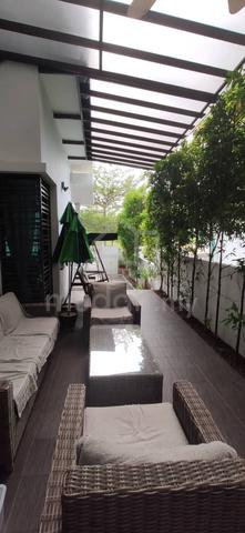 Jalan Bayu Bayu Ferringhi 3 storey Semi-D fully furnished for rent 1