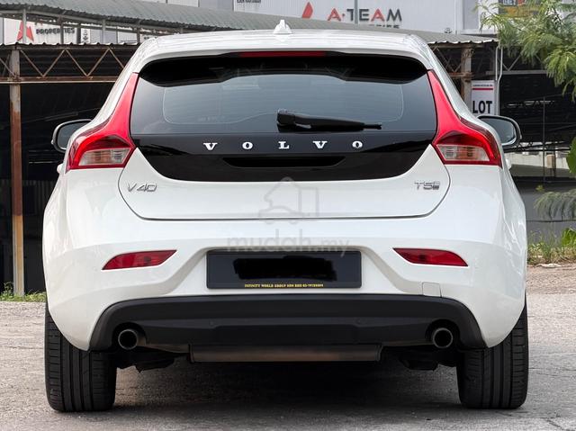 2017 Volvo V40 T5 2017 2.0 (A) CKD - 4