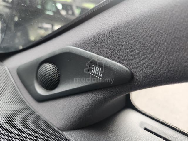 2025 Toyota Alphard Ori Modellista JBL Side Step - 5