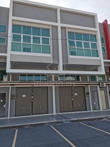 GROUND FLOOR DOUBLE STOREY SHOPLOT at Pusat Perniagaan Seri Juru 1