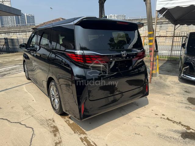 2025 Toyota ALPHARD 2.5 Z FULLY LOADED 5A / 8K KM - 2