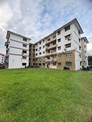 Rumah Pangsa Permas Jaya 1