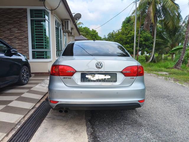 2015 Volkswagen JETTA 1.4 TSI (CKD) (A) - 2