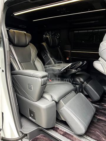 2025 Toyota VELLFIRE 2.5 (HEV) Executive Lounge - 3