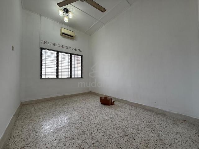 Freehold Single (1) Storey Terrace House @ Ujong Pasir, Taman Nam Yang 1