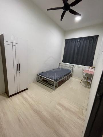 Bilik Sewa Wanita 1