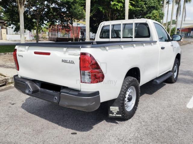 2017 Toyota HILUX 2.4 Single Cap VNT 4WD (M) - 5