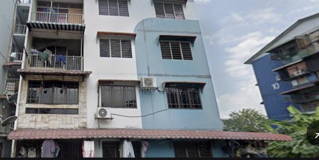 Flat PKNS Seksyen 18 Shah Alam 1