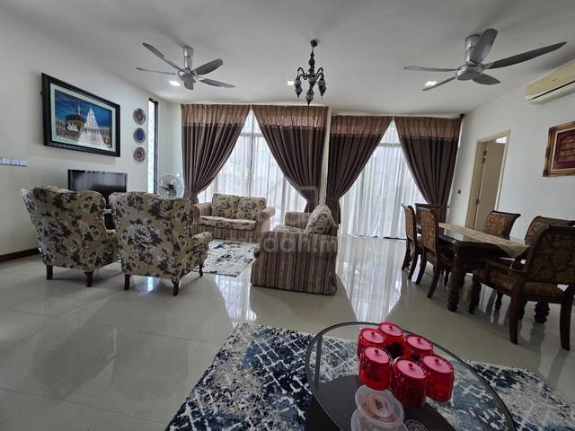 3 Storey Semi-D For Sale Only 1