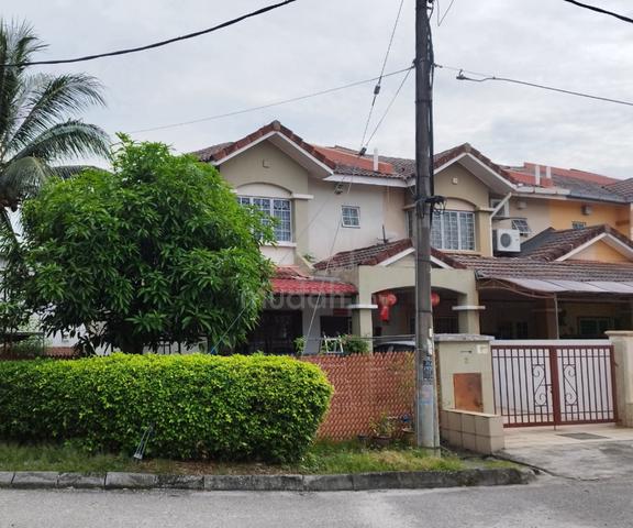 Corner Taman putra prima 2 Storey |PP 1 | Freehold| 2734 sf | Puchong 1
