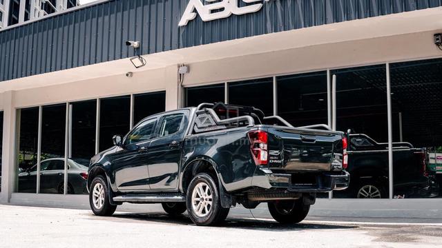 Isuzu DMAX 1.9 PREMIUM F.LIFT P.START R.BAR 2023 - 2