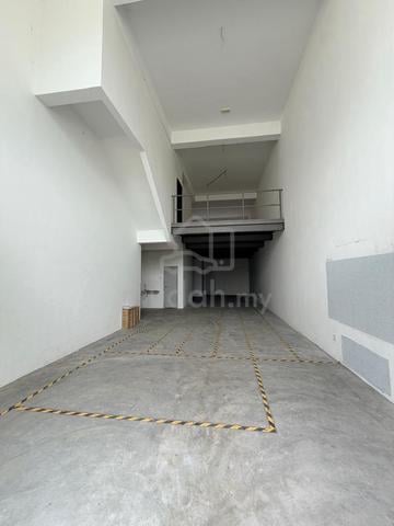 Maisons Boulevard Rawang Ground Floor Shoplot For Rent With Mezzanine 1