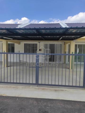 SERAI RESIDENSI UNIT BARU KOYAK PLASTIK RENO 1400sqft. TERES 1TINGKAT 1