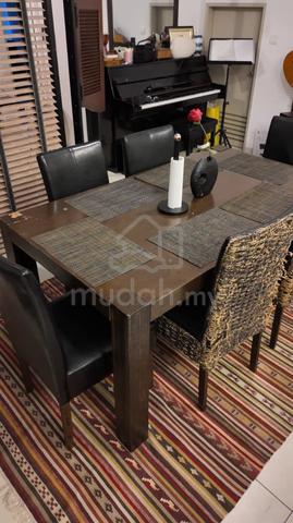 Dining table 6 seater - photo 2 of 6