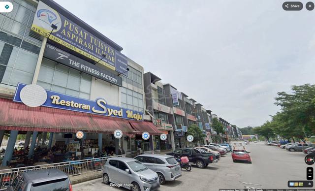 Semenyih Kiara Business Center - End lot Shop for Rent 1