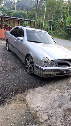 2003 Mercedes Benz E-CLASS 2.6 240 ELEGANCE (CKD) - 1