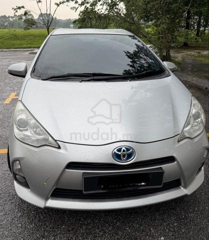 2012 Toyota PRIUS C 1.5 (HYBRID) NHP10R (A) - 1